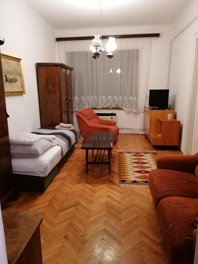 Szatmari Apartman Мишкольц Экстерьер фото